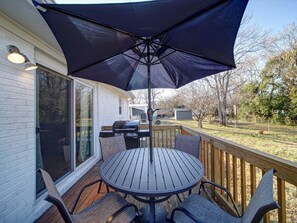 تناول الطعام بالخارج