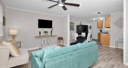 Cozy 2BDR OasisMin to Med Center, Univ & Downtown