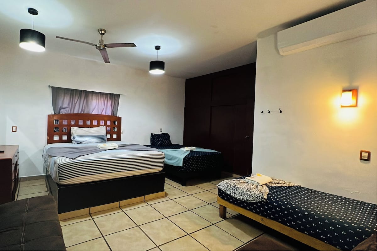 Family Room | In-room safe, iron/ironing board, free WiFi