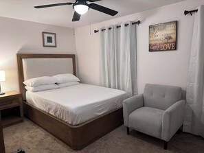3 bedrooms, iron/ironing board, WiFi, bed sheets
