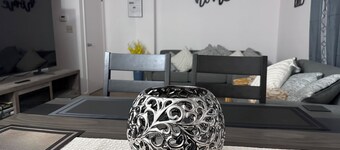 Charming 3-bedroom house in Delmont with WiFi and AC