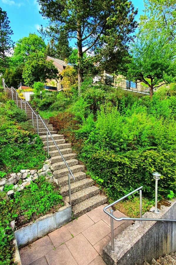 Property grounds - Studio apartment "SchwabenALB" with panoramic view (Albstadt)