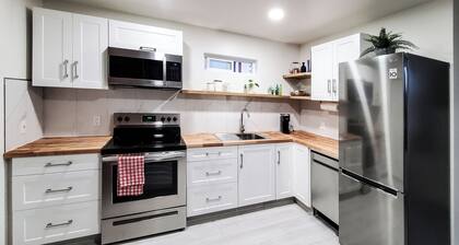 Entire Guest House in Central location