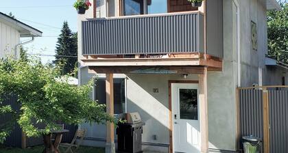 Entire Guest House in Central location