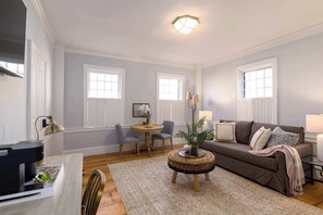 TV, fireplace, stereo, offices