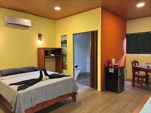 1 chambre, coffres-forts dans les chambres, Wi-Fi gratuit, draps fournis