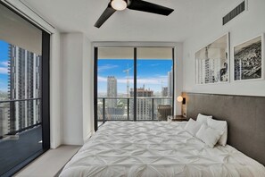 2 chambres, fer et planche à repasser, lit parapluie, Wi-Fi