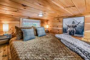 Hytte – comfort, fjellutsikt | Sengetøy av topp kvalitet, minibar (inkludert) og individuelt dekorert