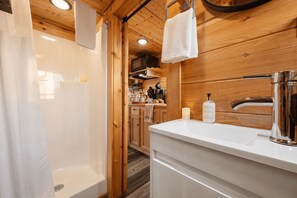 Comfort Cabin, Mountain View | Bathroom - Sojourn Lodging (Sevierville)