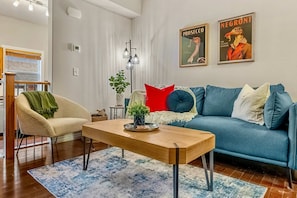 2 bedrooms, Internet - The Prosecco Dtcalgary Yycairport 15min (Calgary)