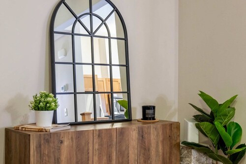 The Prosecco Dtcalgary Yycairport 15min