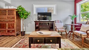 House | 1 bedroom, high-speed internet - The Artisan Golf Course Privateentry Smarttv (Okotoks)
