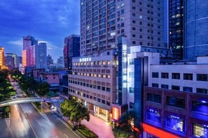 Exterior - Meiwu Hotel (Lanzhou Dngfanghong Square Railway Bureau Store) (Lanzhou)