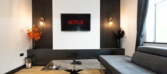 Midnight Manor High Speed Wi-Fi