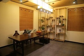 Dining - Gujia Hotel (Kunming)