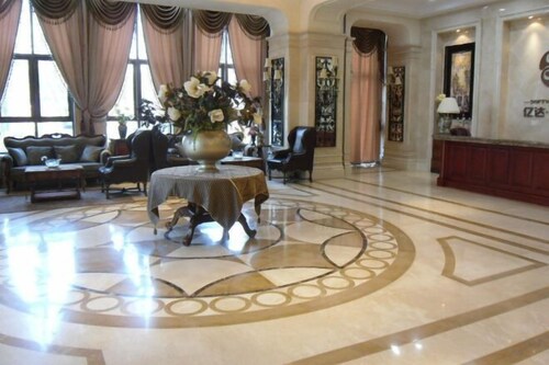 Xingfu Apartment Hotel