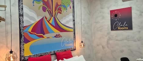 Standard Tek Büyük Yataklı Oda, Sigara İçilmez, Özel Banyo | Masa, güneşlik/perde, ses yalıtımı, ütü/ütü masası