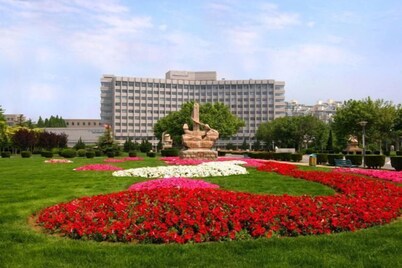 Yisuli Hotel (Dalian Hi-tech Wanda Plaza)