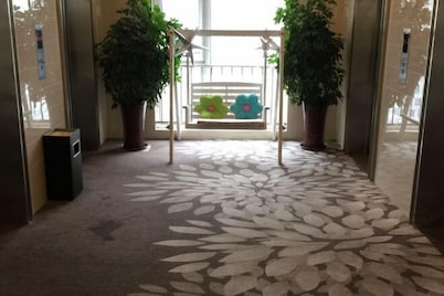 Yisuli Hotel (Dalian Hi-tech Wanda Plaza)