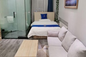 Room - Super 8(Yichun West Pedestrian Street Branch) (Yichun)