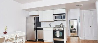 Chic Studio just Steps from the Beach!