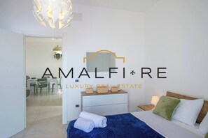 1 dormitorio, tabla de planchar con plancha, wifi gratis y ropa de cama