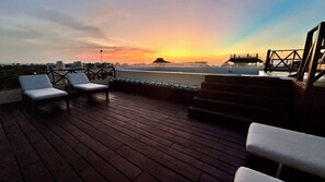 Outdoor pool, open 8:30 AM to 8:00 PM, pool loungers - sunsteps casa holbox  (Isla Holbox)