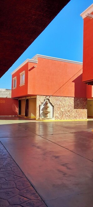 Exterior - HOTEL MONTECARLO (San Luis Río Colorado)