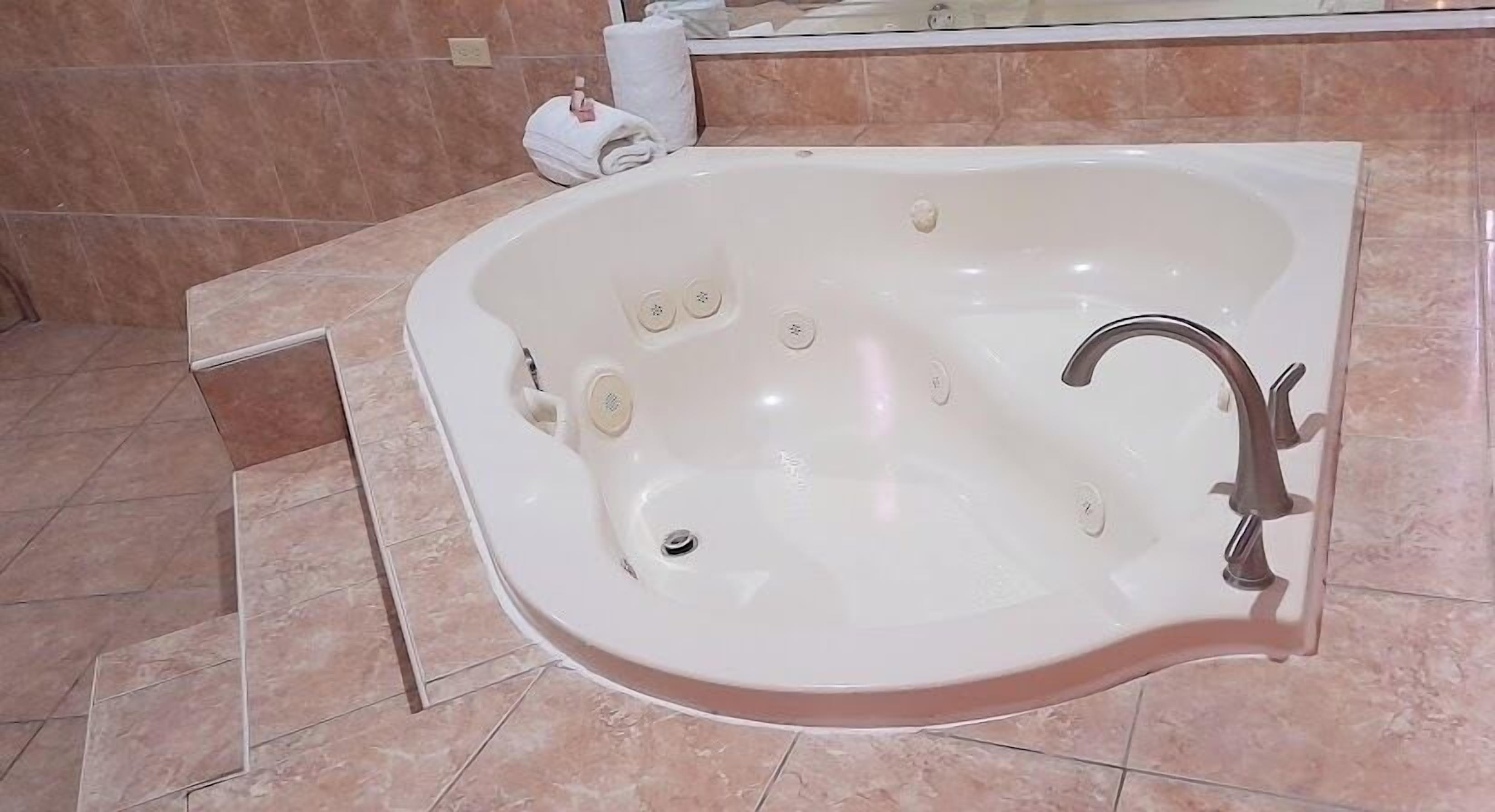 Đồ dùng nhà tắm miễn phí, khăn tắm, xà phòng, dầu gội 