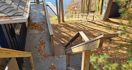 Remodeled pet friendly private home with a/c and wifi