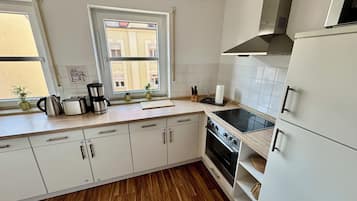 Micro-ondas, fogão, cooktop, lava-louças