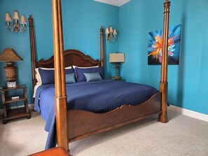 The Franklin Suite | Iron/ironing board, free WiFi