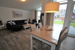 Living room - Ferienhaus mit Sauna im Ferienpark Mirow (Mirow)