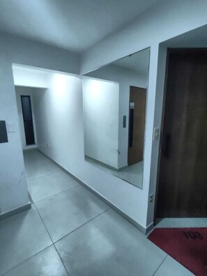 Departamento Confort | 1 habitación, espacio para trabajar con laptop y wifi gratis 