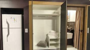 1 bedroom, laptop workspace, free WiFi