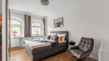 2 Schlafzimmer, Bügeleisen/Bügelbrett, Reisekinderbett, kostenloses WLAN