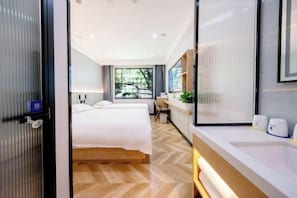 Room - Super 8 Hotel (Beijing Chongwenmen Tongren Hospital) (Beijing)