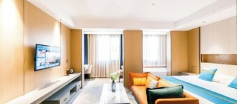 Naxiang Fujian Holiday Inn (Zhujiajian branch of Oriental Garden Hotel)