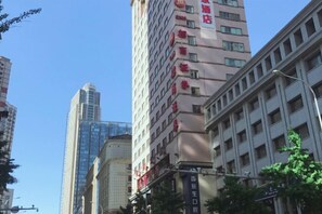 Exterior - Homeinn Hotel (Dalian People's Square Xinkai Road) (Dalian)