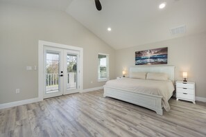 3 chambres, fer et planche à repasser, Wi-Fi, draps fournis