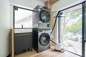 Laundry room - GreenTree Inn Express (Shanghai City God's Temple BundYu Garden subway station shop) (Shanghai)