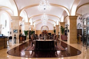 Interior - Beijing Hotel NUO (Beijing)