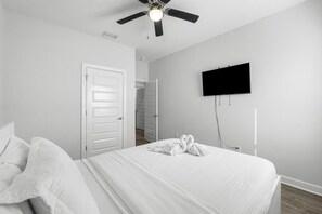 House, Multiple Beds (6003 Hilltop Ave) | 3 bedrooms - 6003 Hilltop Ave (Panama City Beach)