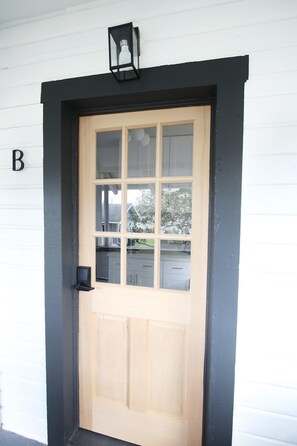 Exterior detail - Walkable Outdoor Oasis BBQ Firepit and Bocce Ball (Tampa)