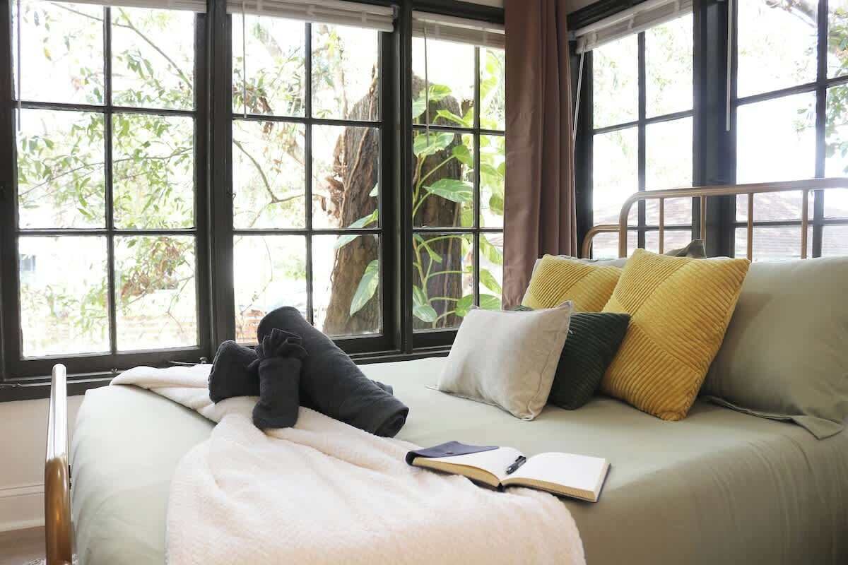 2 soverom, strykejern/-brett, reiseseng for barn og wi-fi