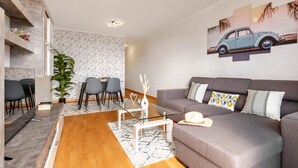 1 bedroom - Sunflower Living by Homie (Santa Cruz)
