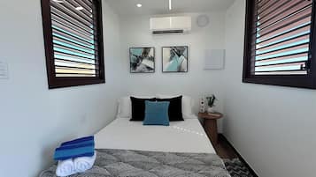 Deluxe Single Room, Balcony, Mountain View | Free minibar, free WiFi, bed sheets