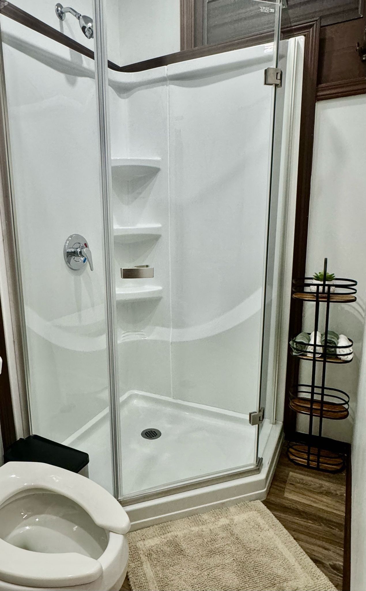 Deluxe Single Room, Balcony, Mountain View | Bathroom