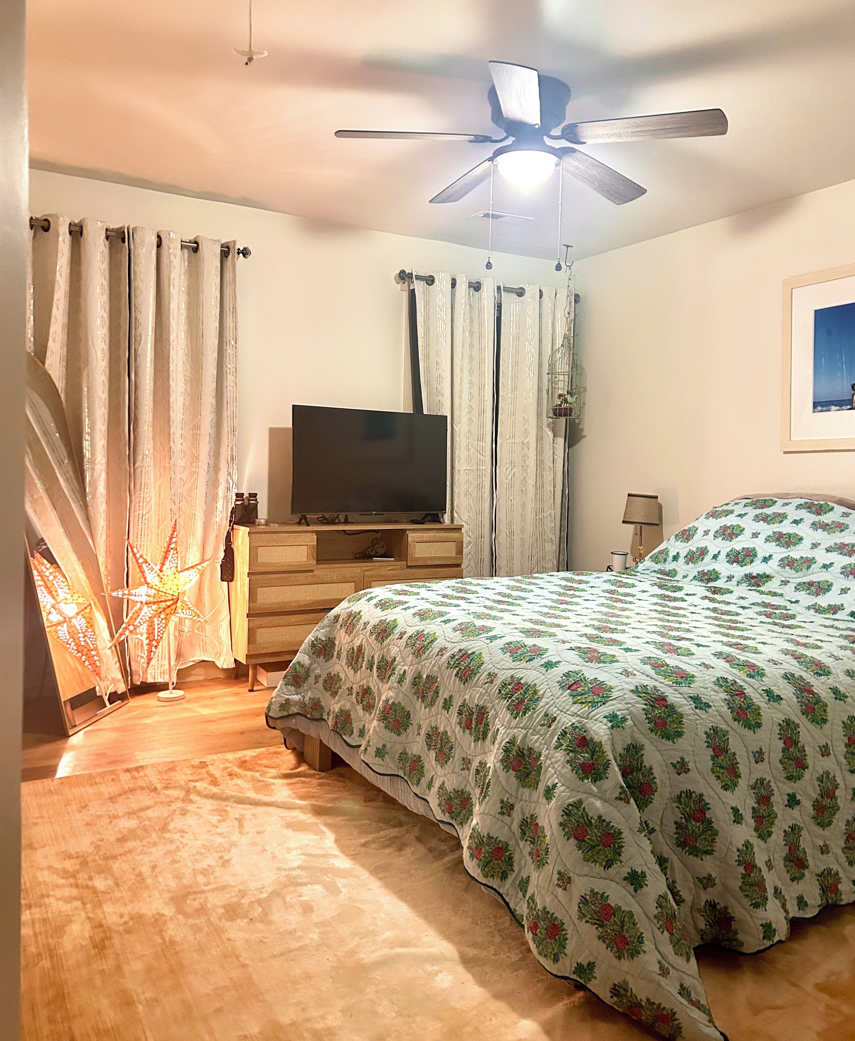 2 habitaciones, tabla de planchar con plancha, wifi y ropa de cama 