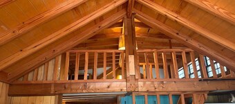 Woodsy and Private- Rustic Cabin